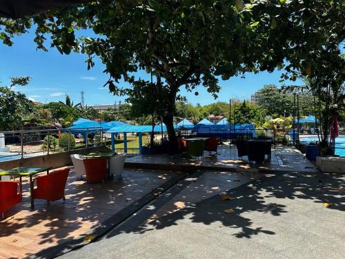 Πισίνα στο ή κοντά στο OSTDONKS HOME Mactan Condo