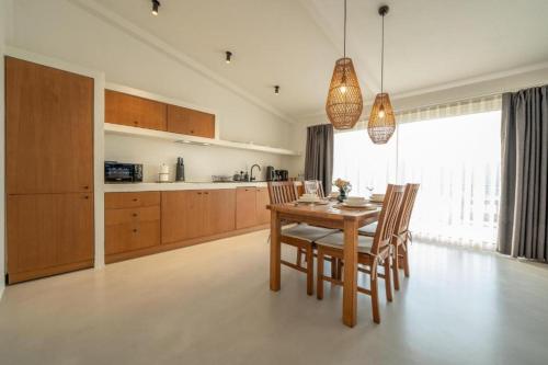 Dapur atau dapur kecil di Gizz Suites