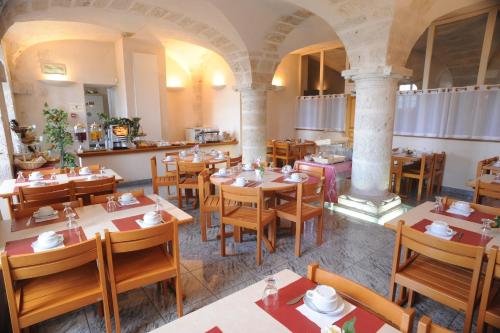 Nhà hàng/khu ăn uống khác tại Hôtellerie Saint Yves