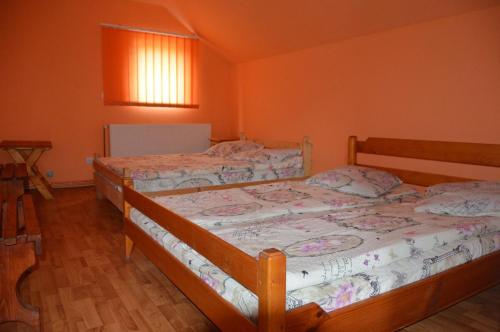 Photo de la galerie de l'établissement Cabana La Florut, à Sălciua de Jos