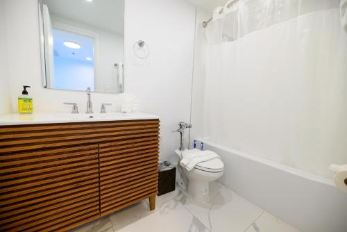 SeaStays Apartmentsにあるバスルーム