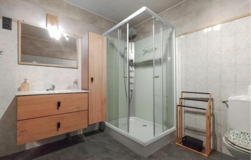 a bathroom with a shower and a sink at 2 Bedroom Pet Friendly Home In Treignes in Treignes