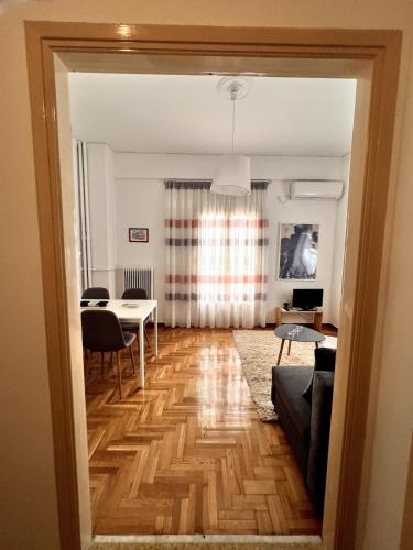 Quiet apartment in the centre of Athens