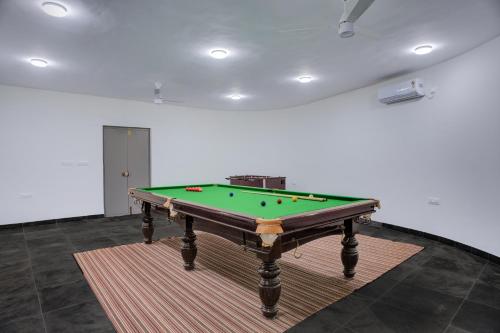 Gallery image of ELIVAAS Urvi Suites, Bengaluru in Kumbalgod