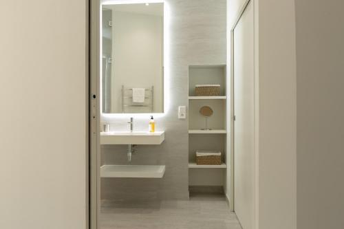 O baie la Le Turenne - Appartement 5 étoiles - hypercentre - parking privé