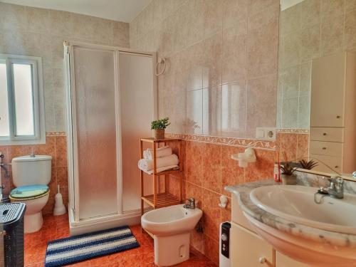 Koupelna v ubytování Casa ENCANTOS DEL MAR, La Fabriquilla, Cabo de Gata