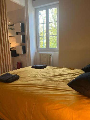 Photo de la galerie de l'établissement 2 chambres - Centre Historique - Parking privé, à Bourges