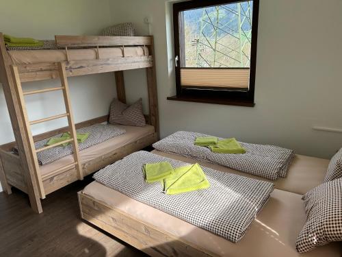 Postel nebo postele na pokoji v ubytování Haus Obertiefenbach
