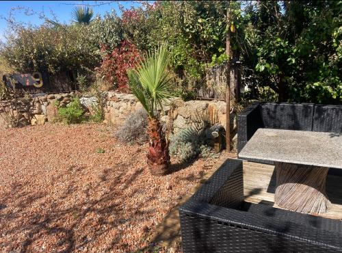 Κήπος έξω από το Chambre cosy à 5 min de la plage