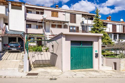 Apartments Karlo 604