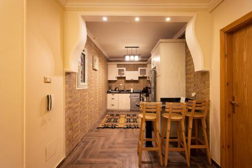 Kuchyň nebo kuchyňský kout v ubytování VESTA - Heliopolis Residence