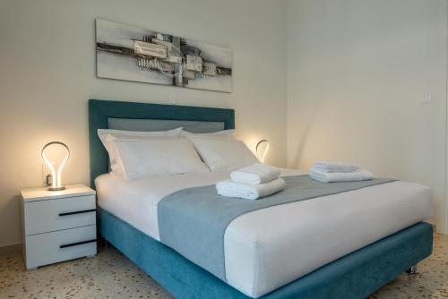 Athens at a Glance - Luxury Apartments