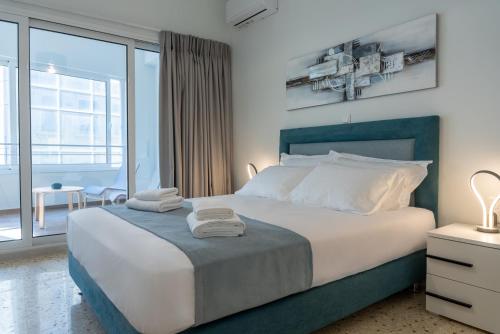 Athens at a Glance - Luxury Apartments