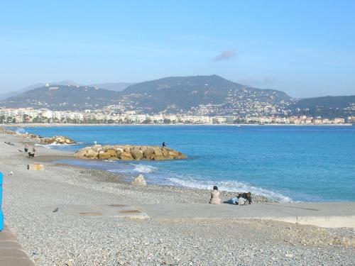 Nice, appartement 3 pièces à 500m des plages