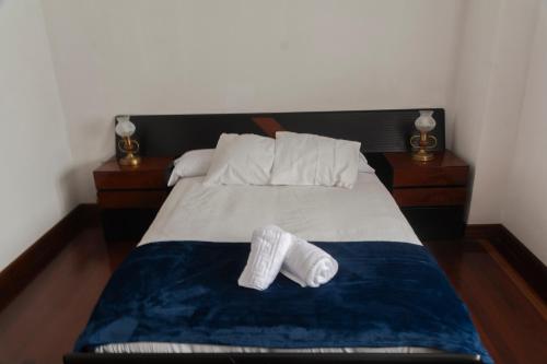 Cama o camas de una habitación en Refugio tranquilo en Cantabria Perfecta para desconectar