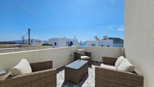 Χώρος καθιστικού στο Harmony Villa Milos