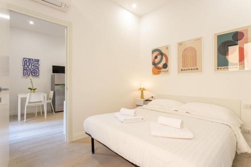Gorizia Modern One Bedroom by Halldis