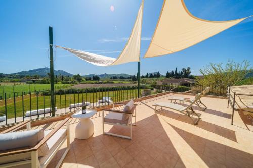 Villa Can Patriarca with Pool, Garden, Mountain Views, ideal for Families photo 2