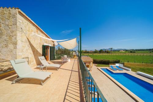 Villa Can Patriarca with Pool, Garden, Mountain Views, Only Families