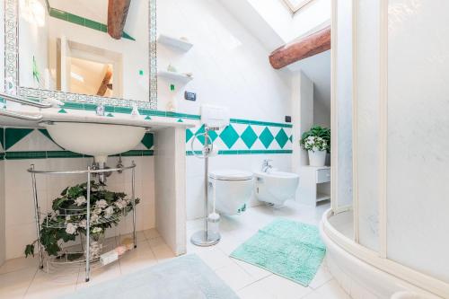 Ένα μπάνιο στο Casa Gemma