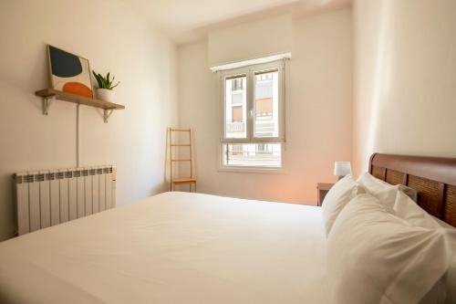 Casa Zurriola Beach! - Surf, eat and relax!