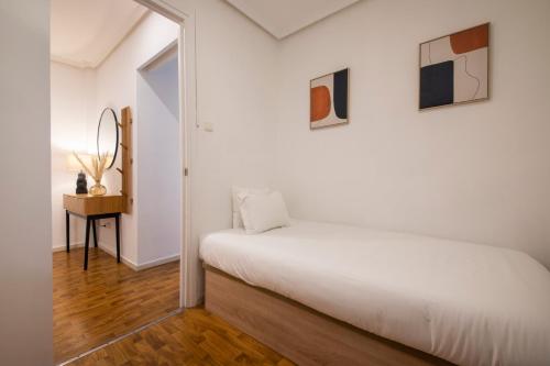 Casa Zurriola Beach! - Surf, eat and relax!