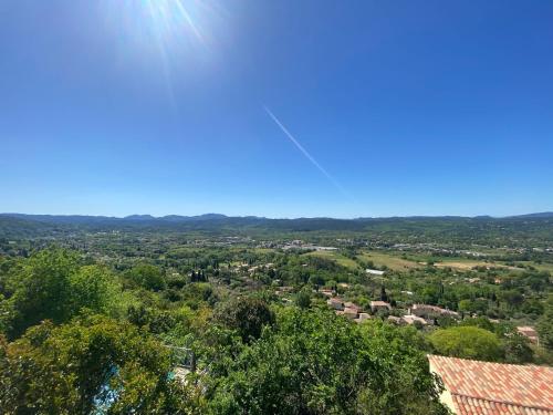 Billede fra billedgalleriet på Logement charmant avec vue magique i Montauroux