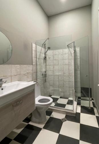 Un baño de Guest House Third Floor
