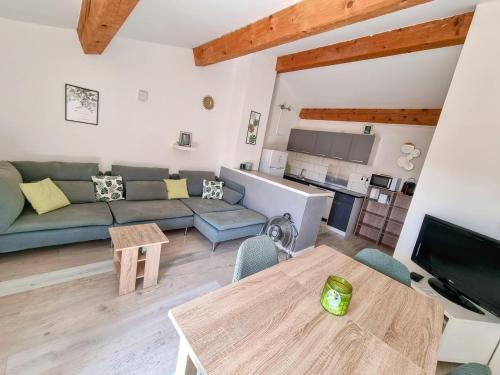 Hyères 2-room terrace balcony