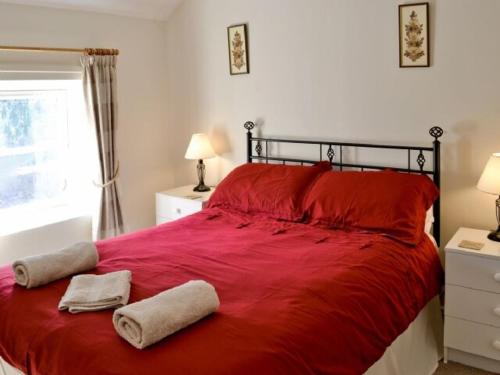 Postel nebo postele na pokoji v ubytování Church view cottage