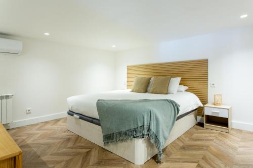 2- Hotel-style Duplex in Puerta del Sol - Central & Cozy
