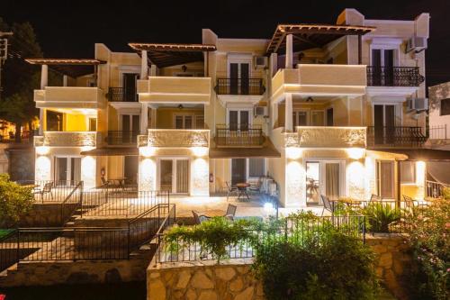 Gallery image of Farrys Boutique Hotel & Beach Club - Yalıkavak in Yalıkavak
