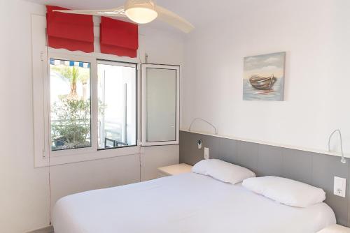 WELCS APARTAMENTO 059 EMP Frente al canal con Terraza