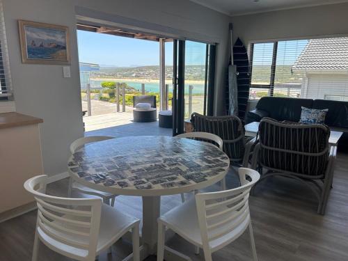 Μπαλκόνι ή βεράντα στο Stilbaai Waterkant Apartment