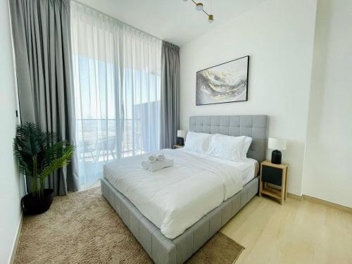 Jvc 1br Apartment Modern Comfort, Pool, Parking