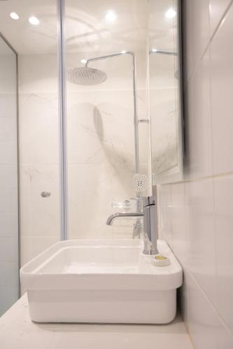 Acropolis Luxe Stay