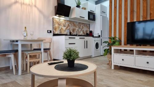 Santa Amalia 1A3 By IVI Real Estate