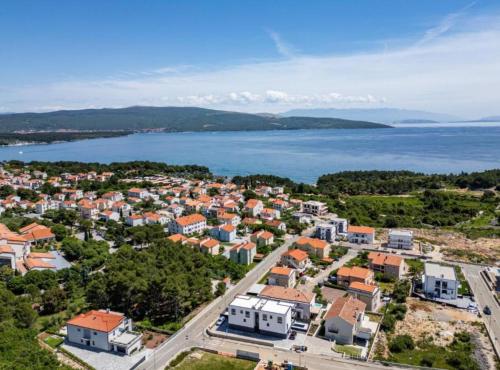 Charming Apartment Island Krk with Private Pool
