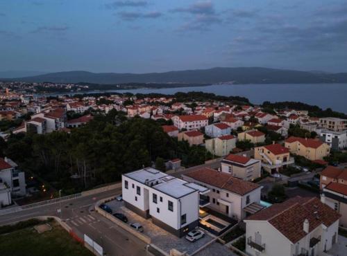 Charming Apartment Island Krk with Private Pool
