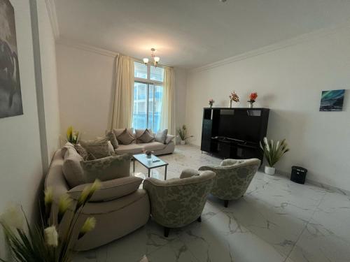 oasis tower family apartment 2602
