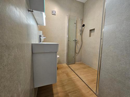 Ένα μπάνιο στο Istrian Blue Pearl