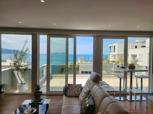 Breathtaking sea-view Penthouse