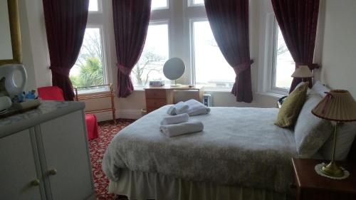 Gallery image of Whitehall Guest House in Colwyn Bay