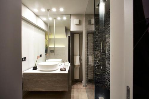 Luxury Design Apartment Downtown - FREE PARKING