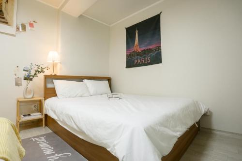 The Shim Anam 3rooms late check in-outにあるベッド