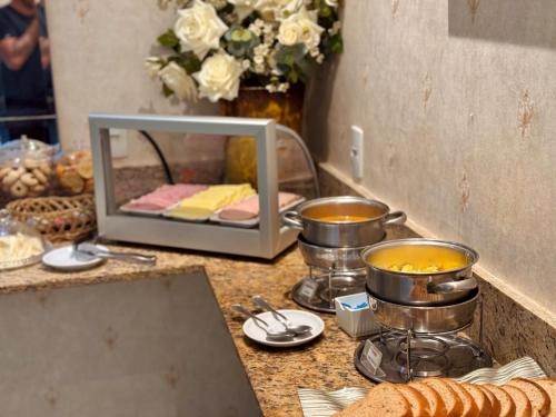 Đồ ăn tại/gần quán trọ