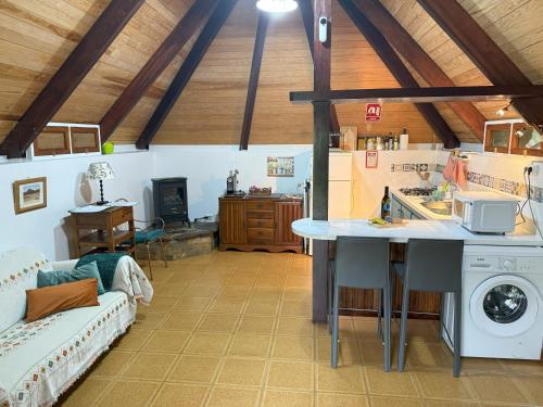 Η κουζίνα ή μικρή κουζίνα στο Finca de la Montaña - Cabaña