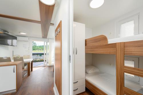 Hausboot - Floating House Sofia
