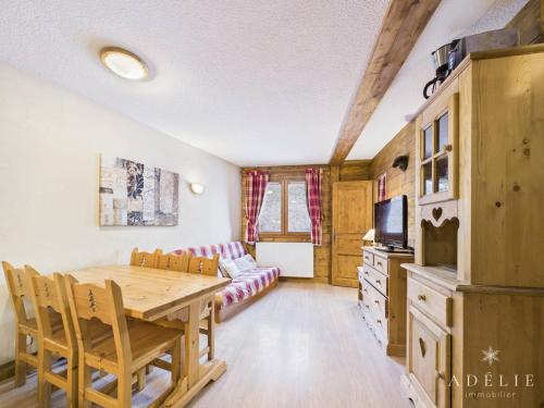 Appartement 2 pièces cabine - Centre station, Wifi gratuit, proche remontées mécaniques et garderie - FR-1-398-507