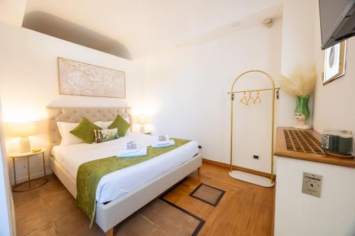 Giường trong phòng chung tại MB SUITES Margutta